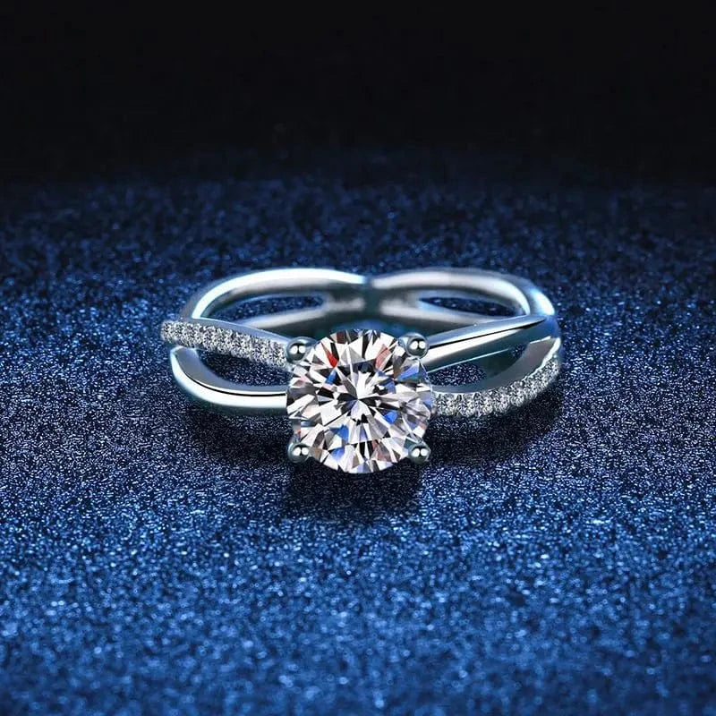 The Carat Cave 1 Carat Lab Grown moissanite ring