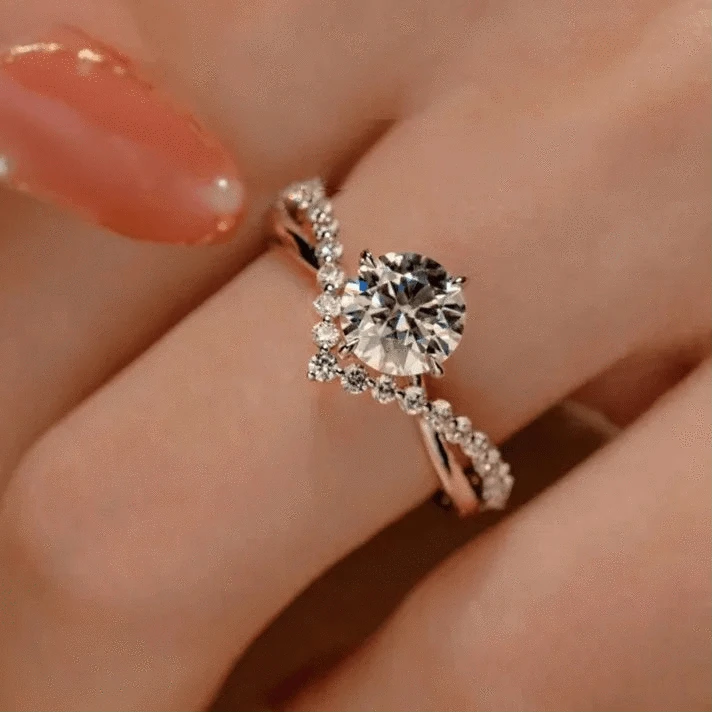 The Carat Cave 1 Carat Moissanite Silver 18k white Gold ring