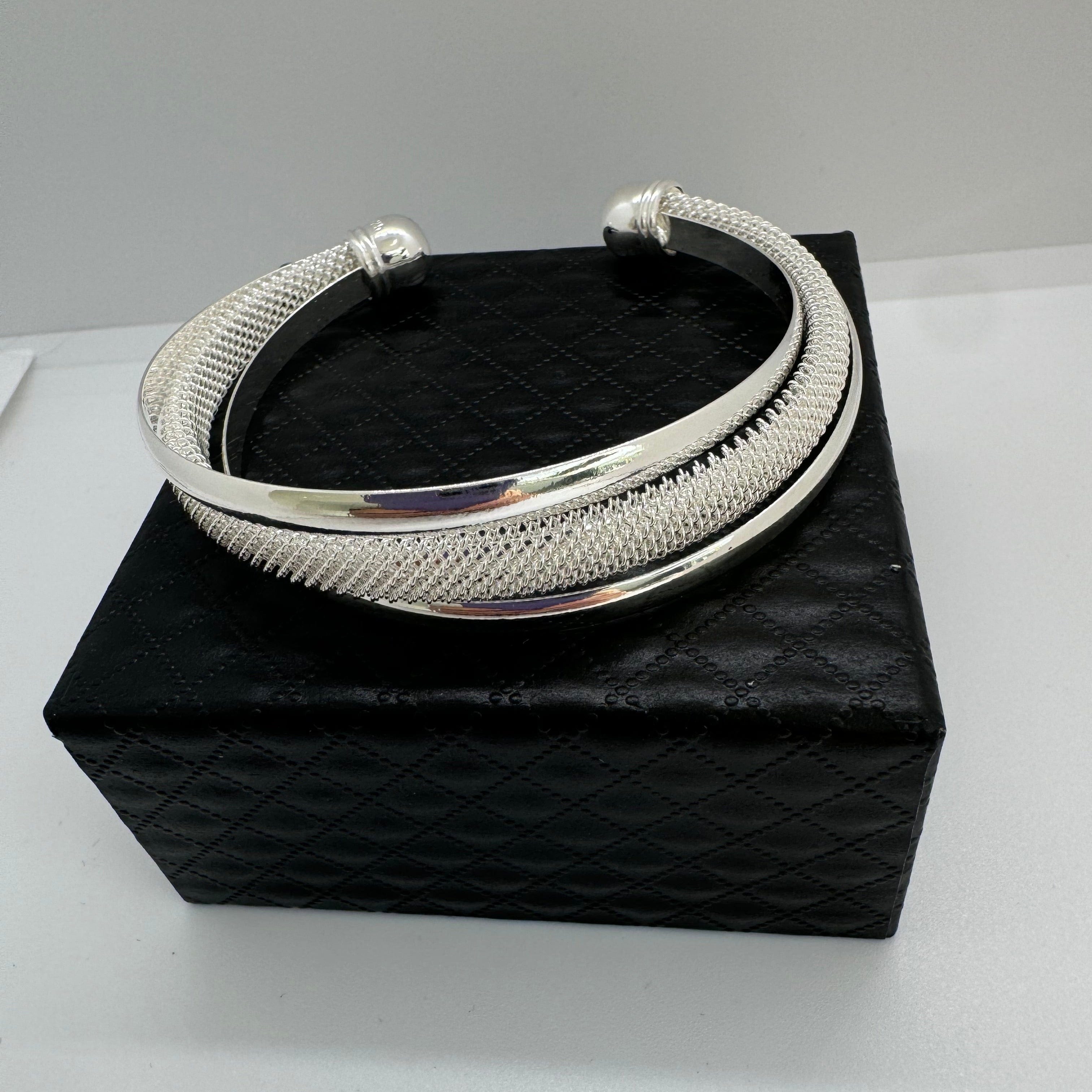 The Carat Cave Smooth Silver Bangle Bracelet 925 Sterling Silver