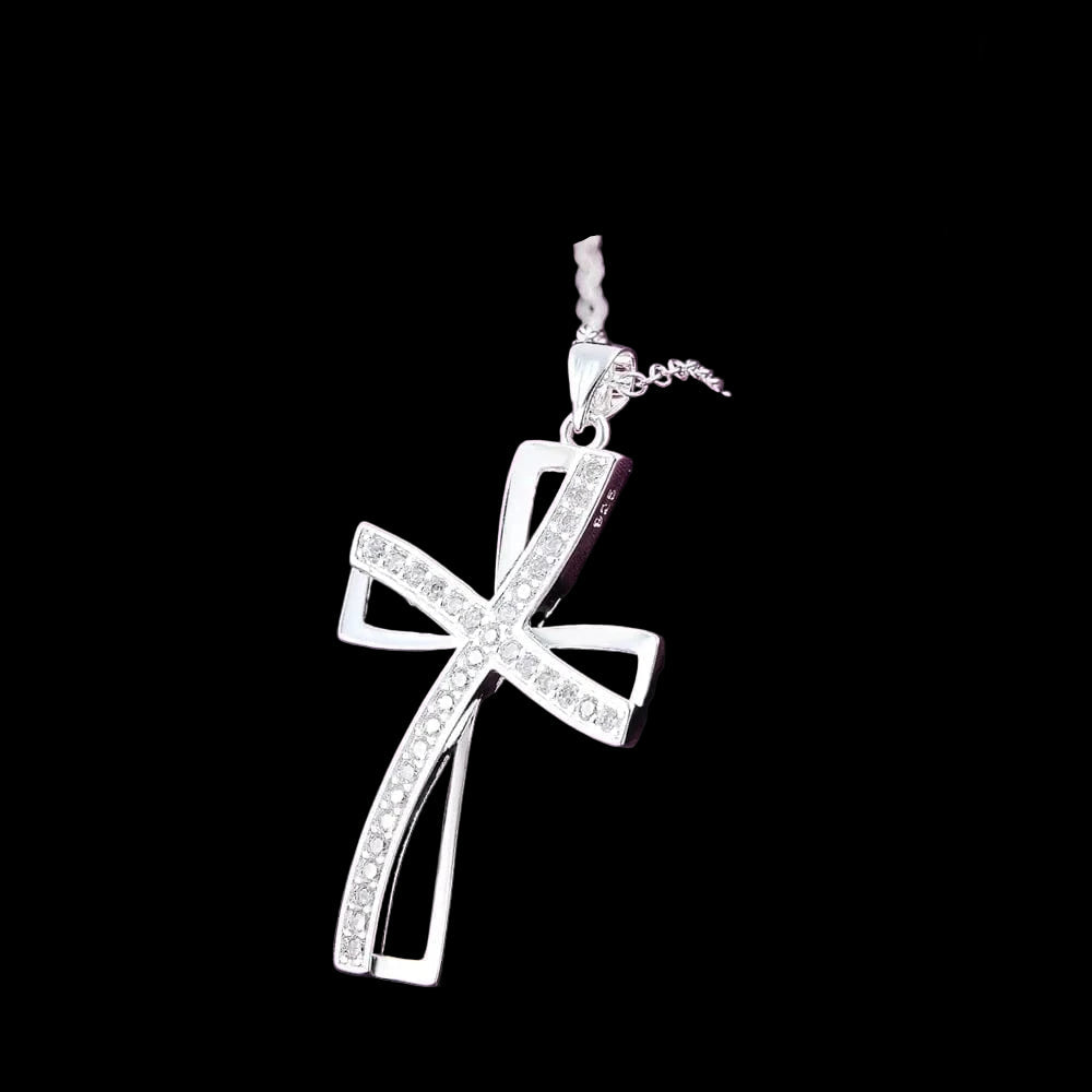 The Carat Cave 925 Sterling Silver Necklace Cross Charm