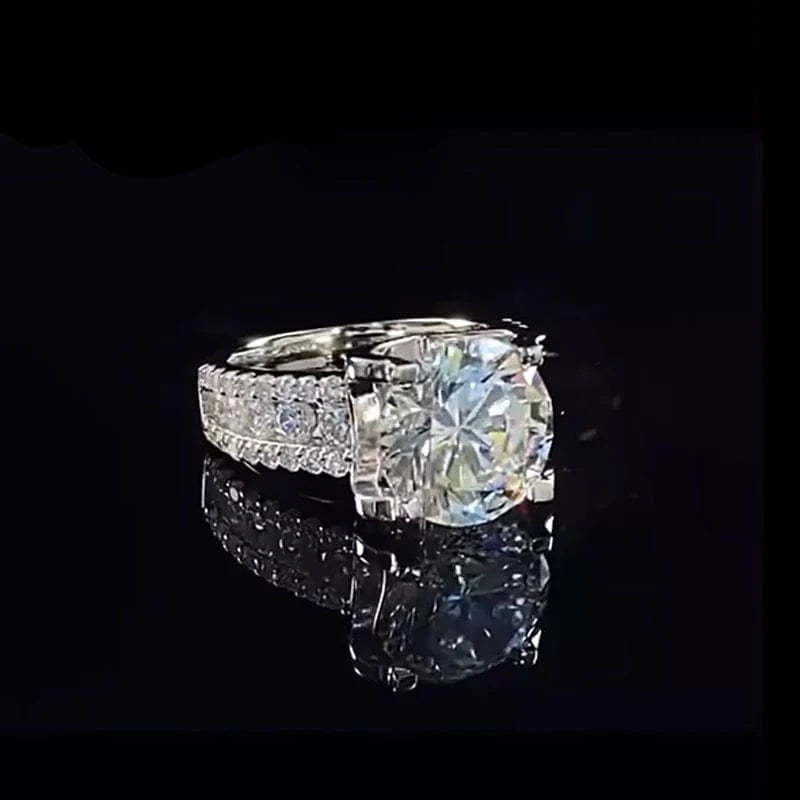 The Carat Cave Moissanite Diamond Sterling Silver Ring – 2ct / 3ct / 5ct