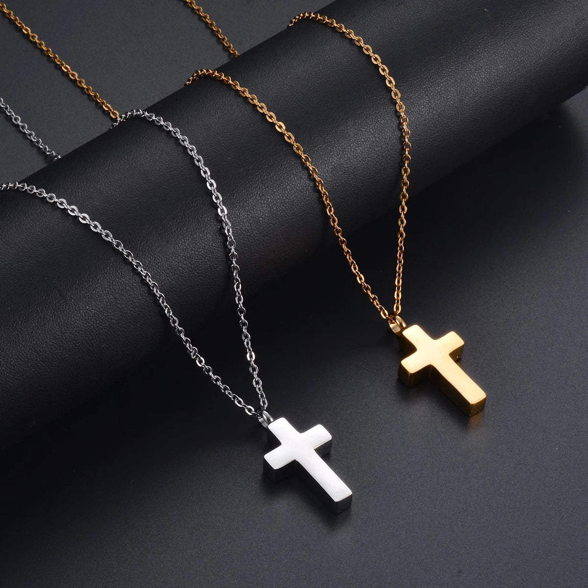 The Carat Cave Stainless Steel Classic Cross Cremation Urn Locket Pendant Necklace Memorial Keepsake Jewelry For Women/Men