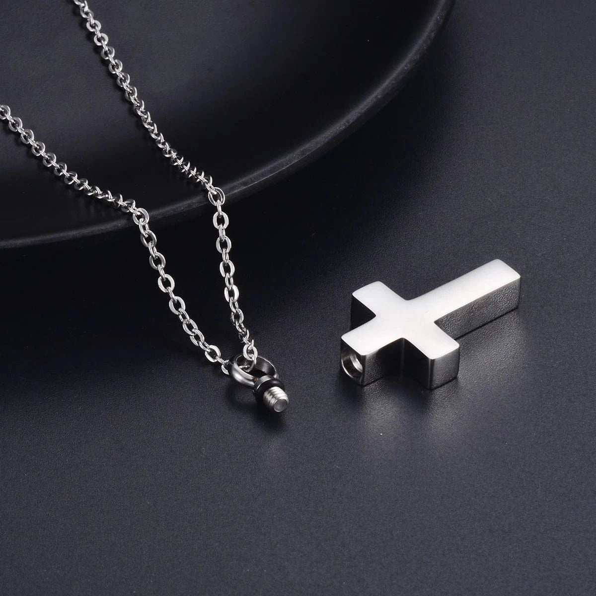 The Carat Cave Stainless Steel Classic Cross Cremation Urn Locket Pendant Necklace Memorial Keepsake Jewelry For Women/Men